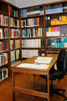 The BEI library contains over 17,000 publications including: injury-related books and medical journals;biomechanical conference proceedings;journal articles; SAE publications;out-of-print ingury mechanics book;difficult-to-find douments related to biomechanics
